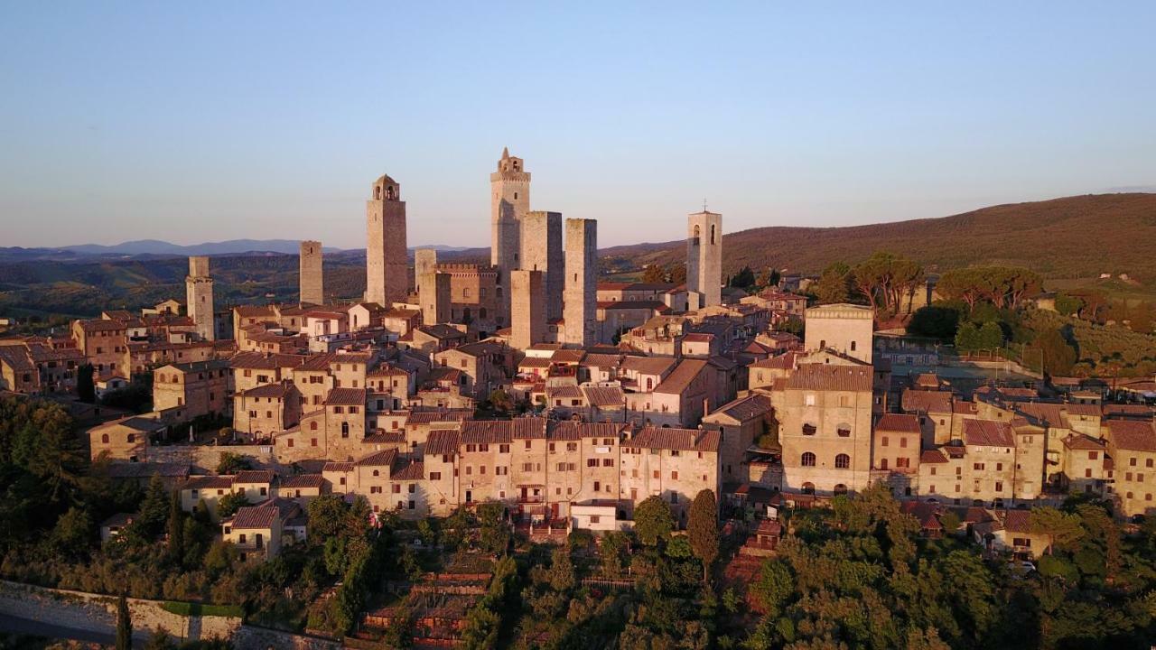 Castello Di Fulignano Ranuccio10 Superior Apartment San Gimignano Bagian luar foto