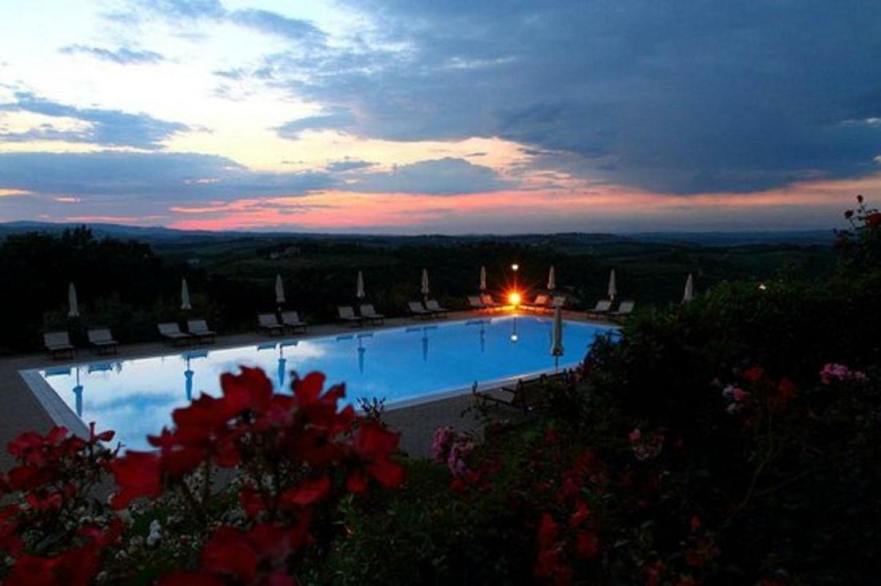 Castello Di Fulignano Ranuccio10 Superior Apartment San Gimignano Bagian luar foto